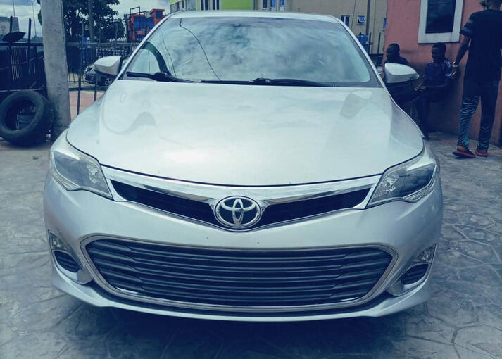 2016 TOYOTA AVALON PRICE: #16,000,000